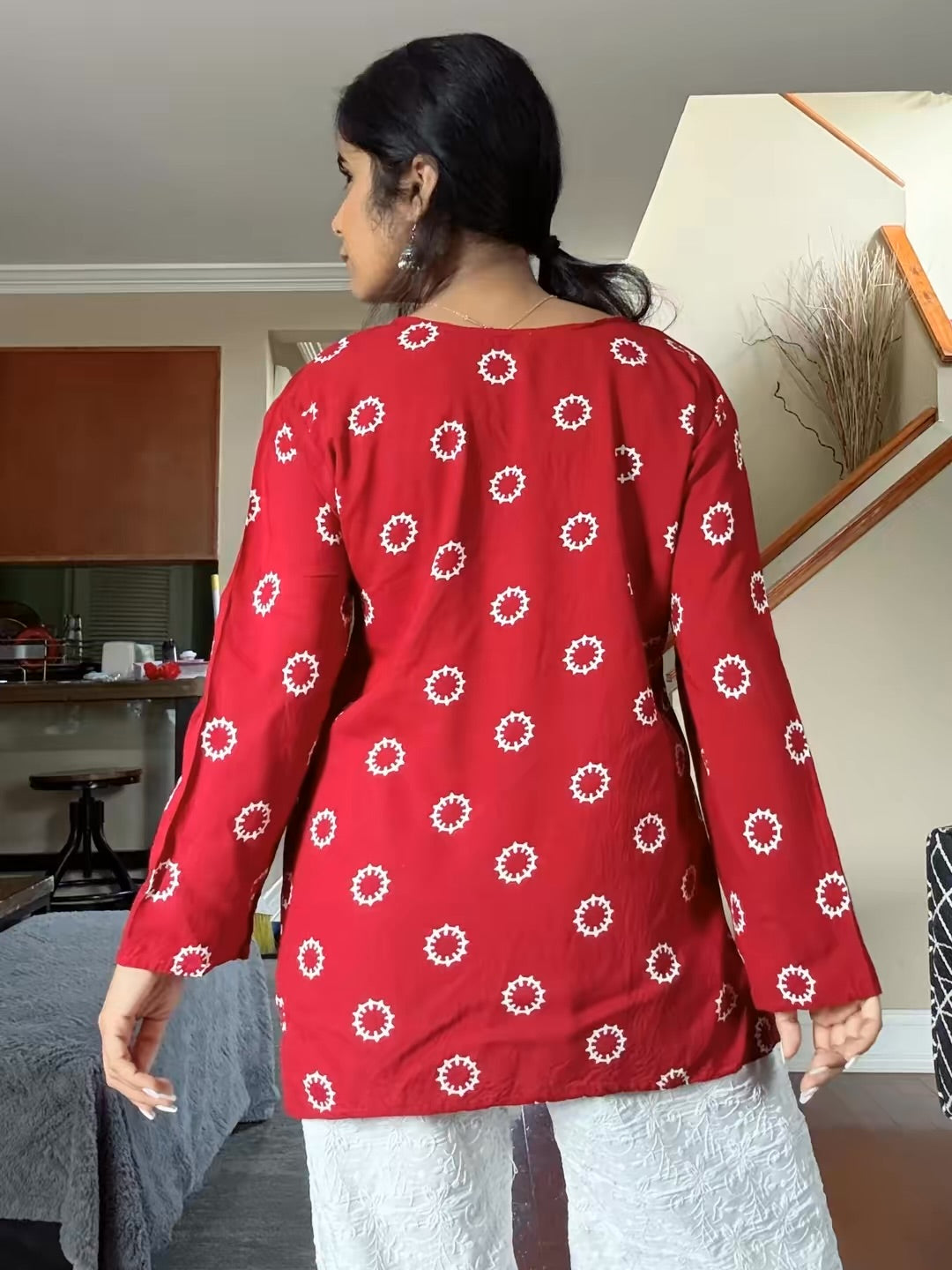 "Matki" Kurti