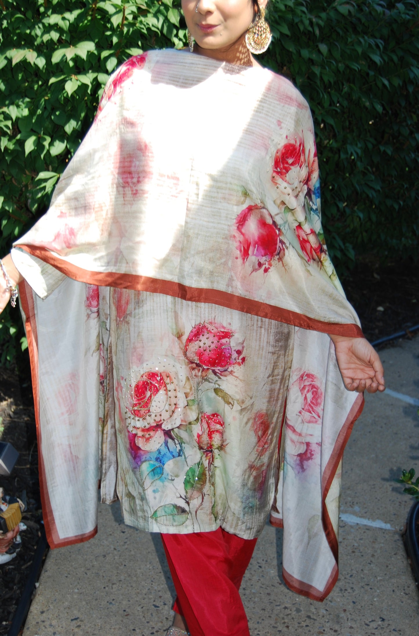 “Gul”  Farshi Salwar Suit