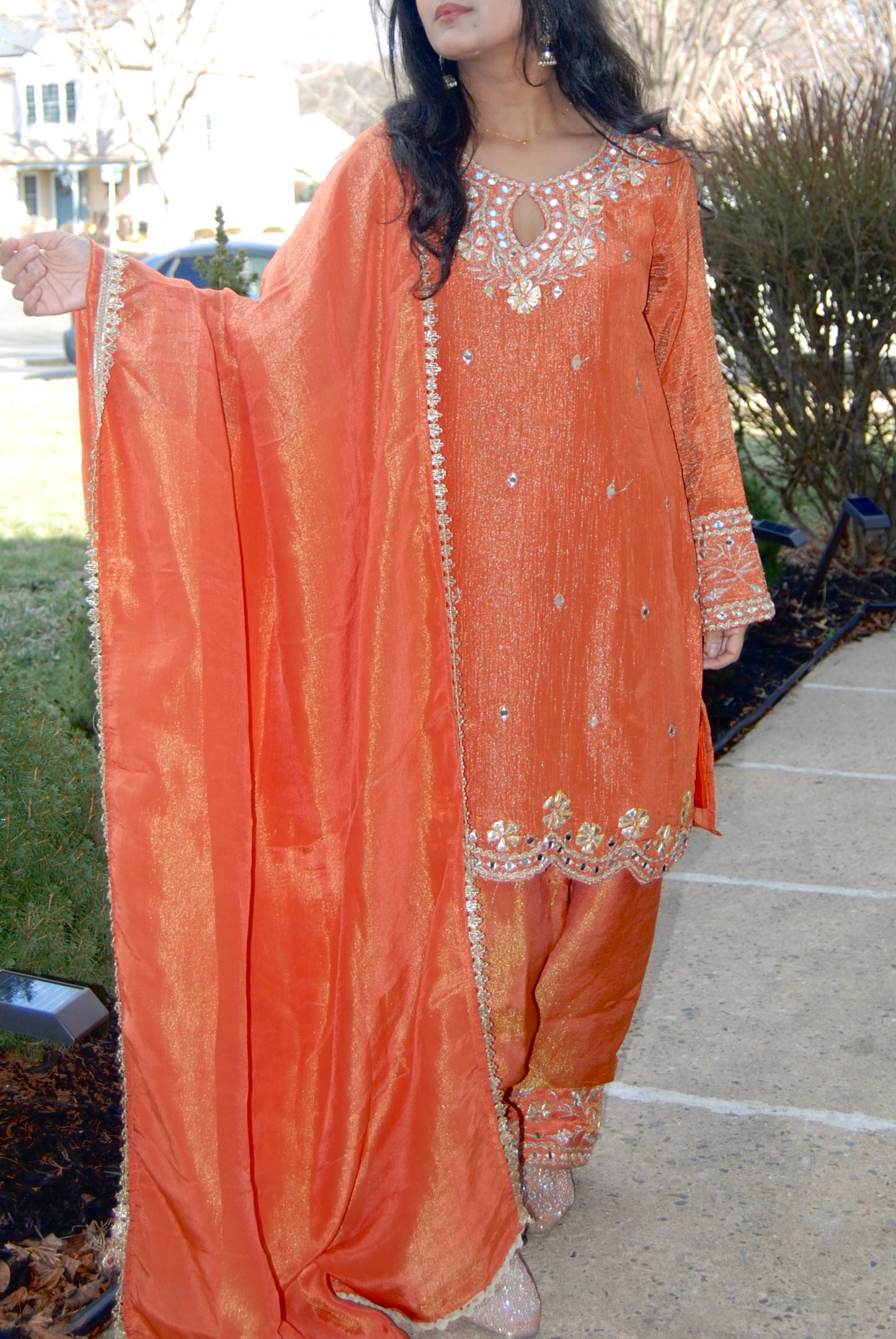 “Aam” Suit