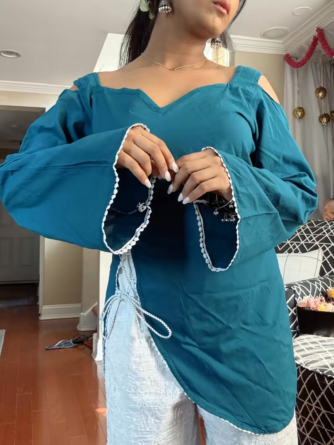 "Soda" Kurti