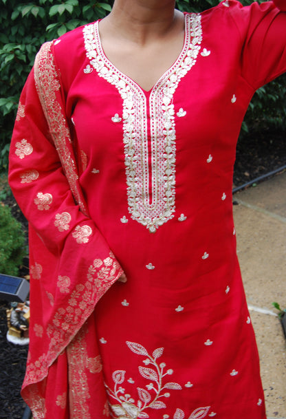 “Sindoor” Suit