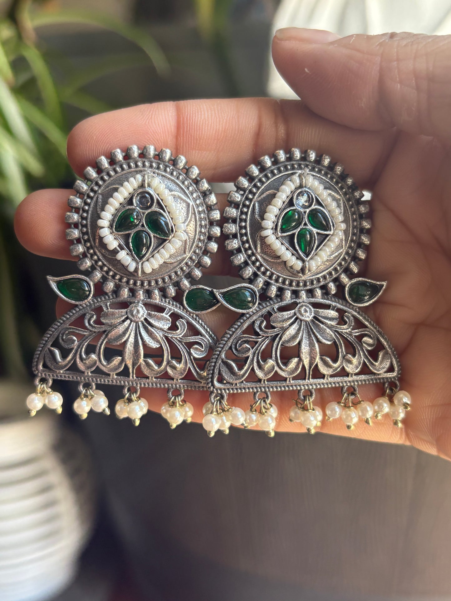 “Shayar” Jhumka