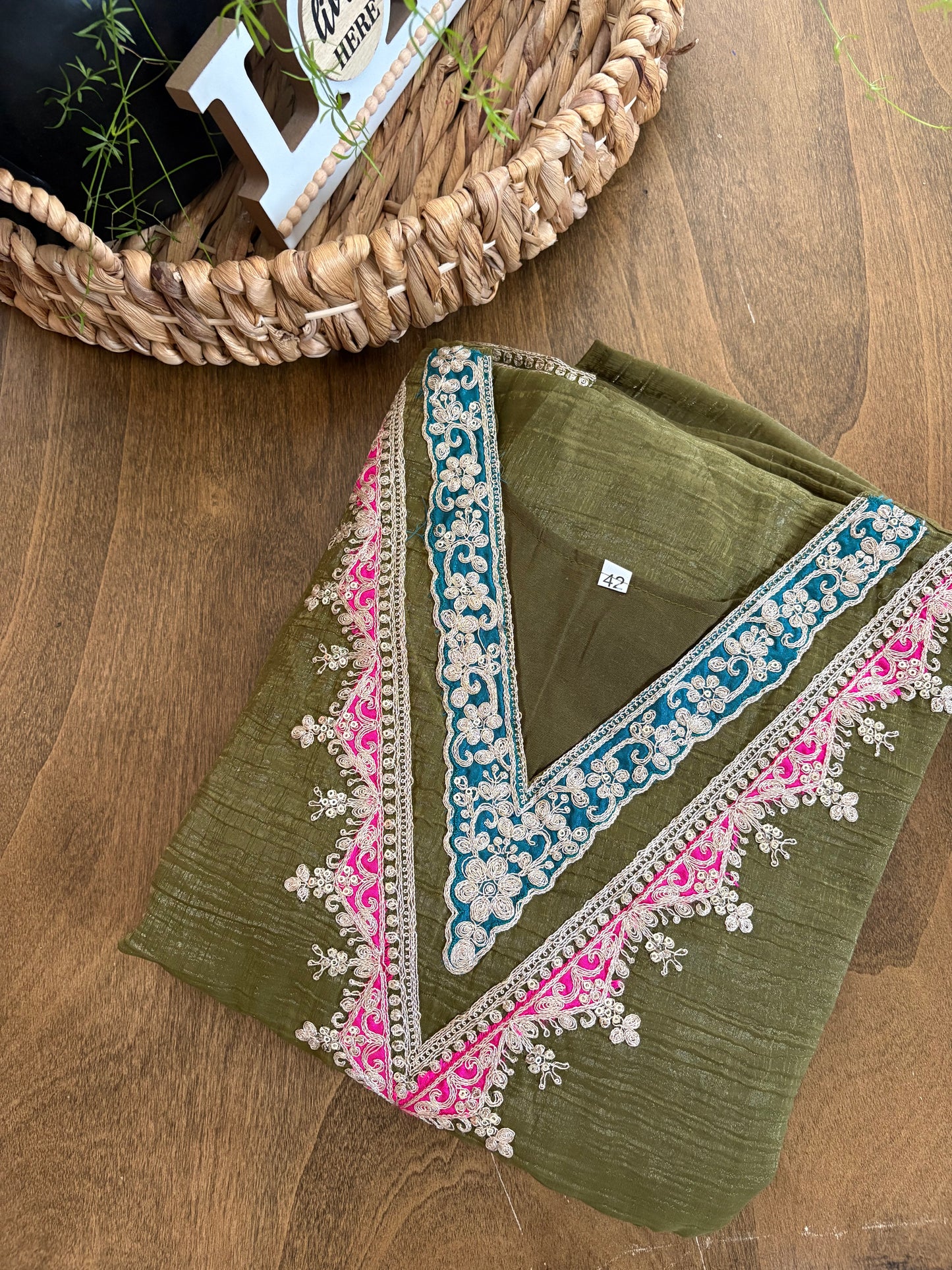 “Doodh” Suit