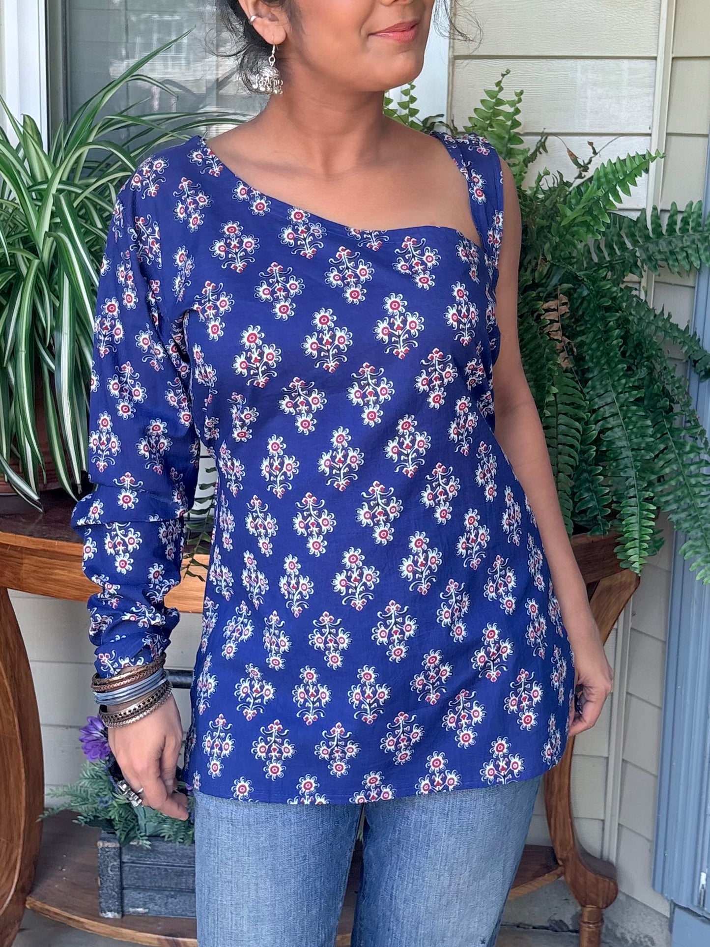 “Phooljadi” Kurti