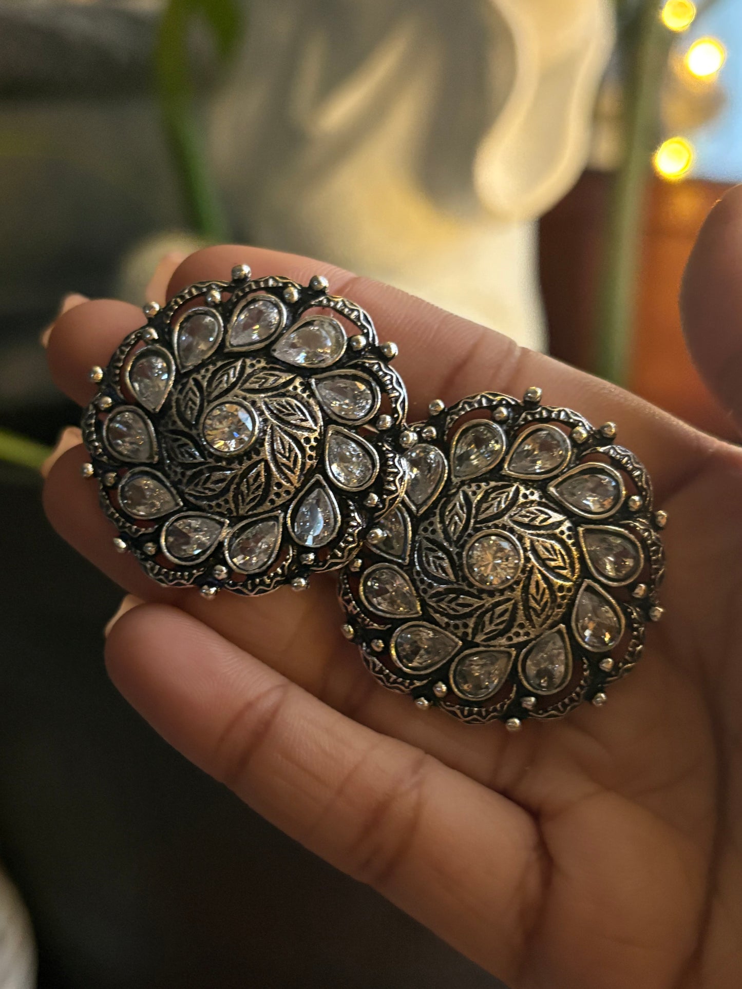 “Vinaya” Jhumka