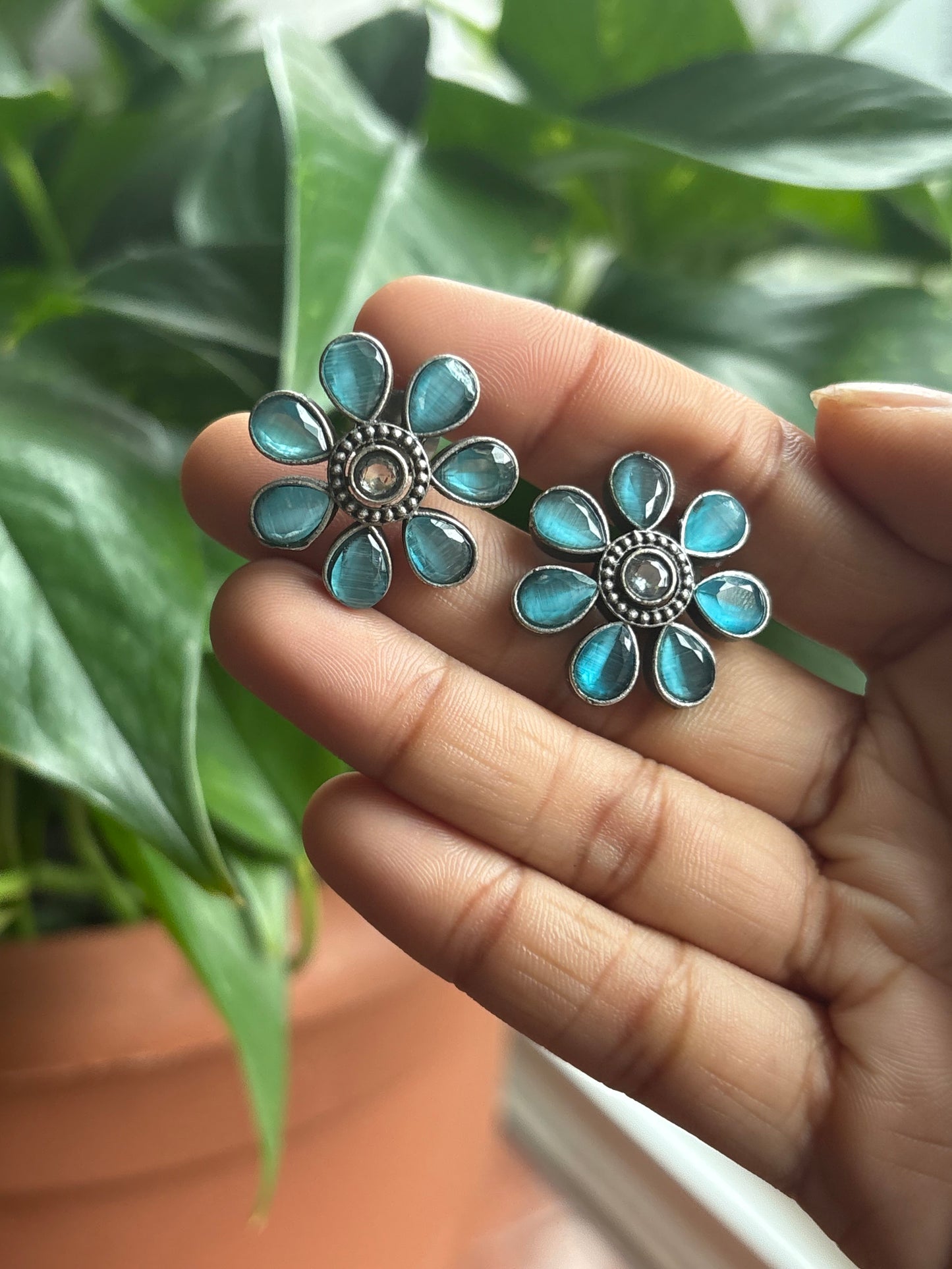 “Phool” Jhumka