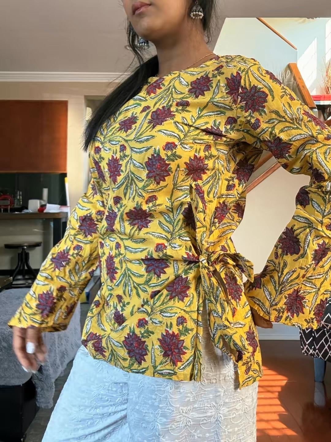 "Basanti" Kurti