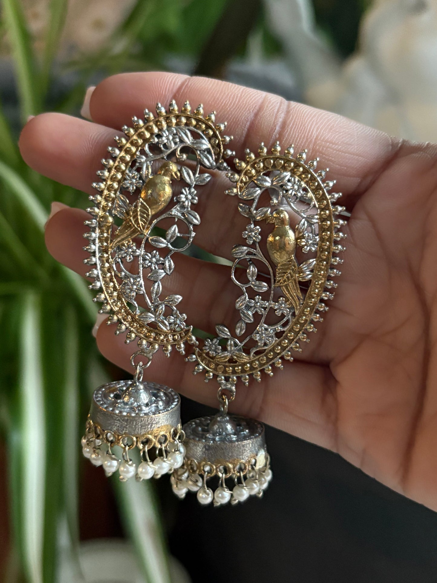 “Teerth” Jhumka