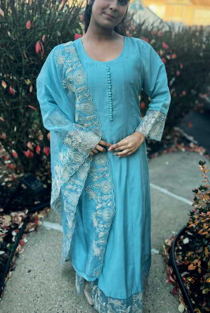 “Aasman” Anarkali