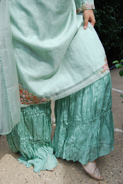 “Pistara” Sharara Set