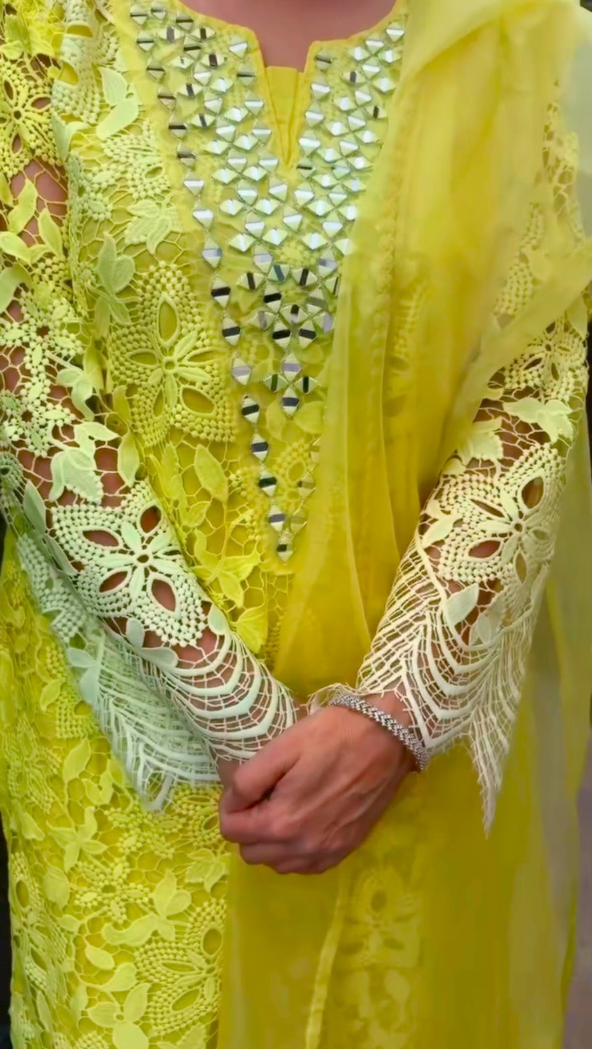 “Mehboob” suit