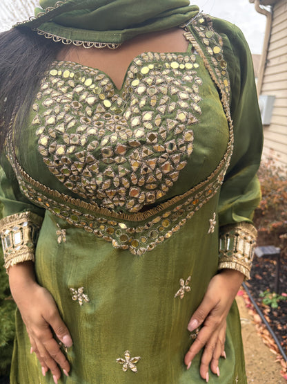“Jhallah” 4 Piece Suit