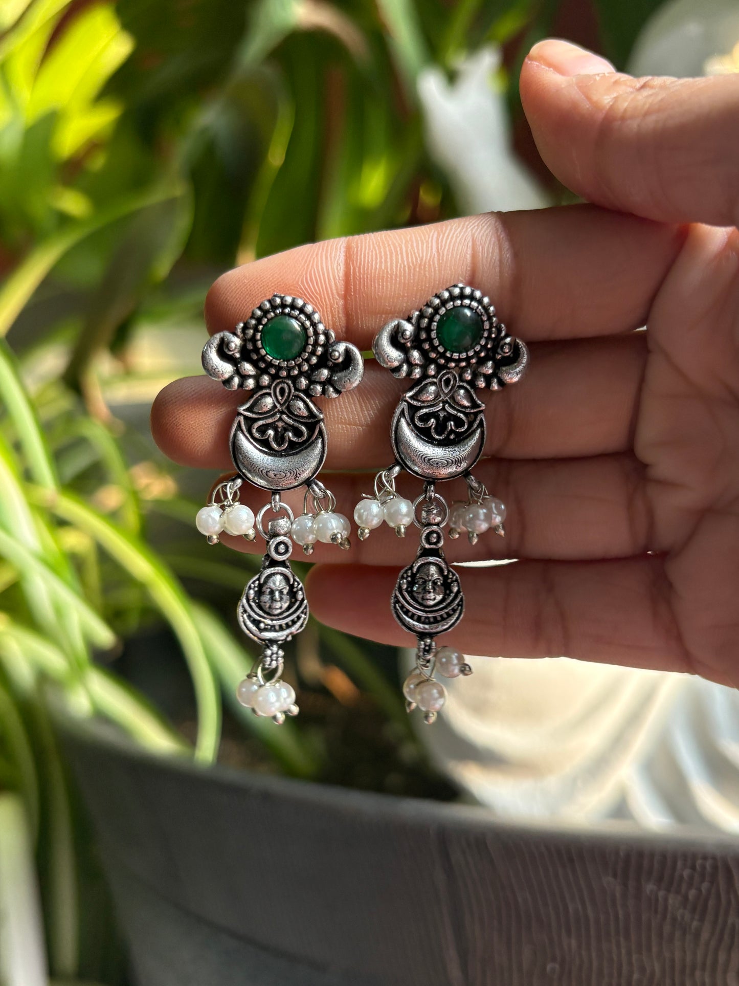 “Takda” Jhumka