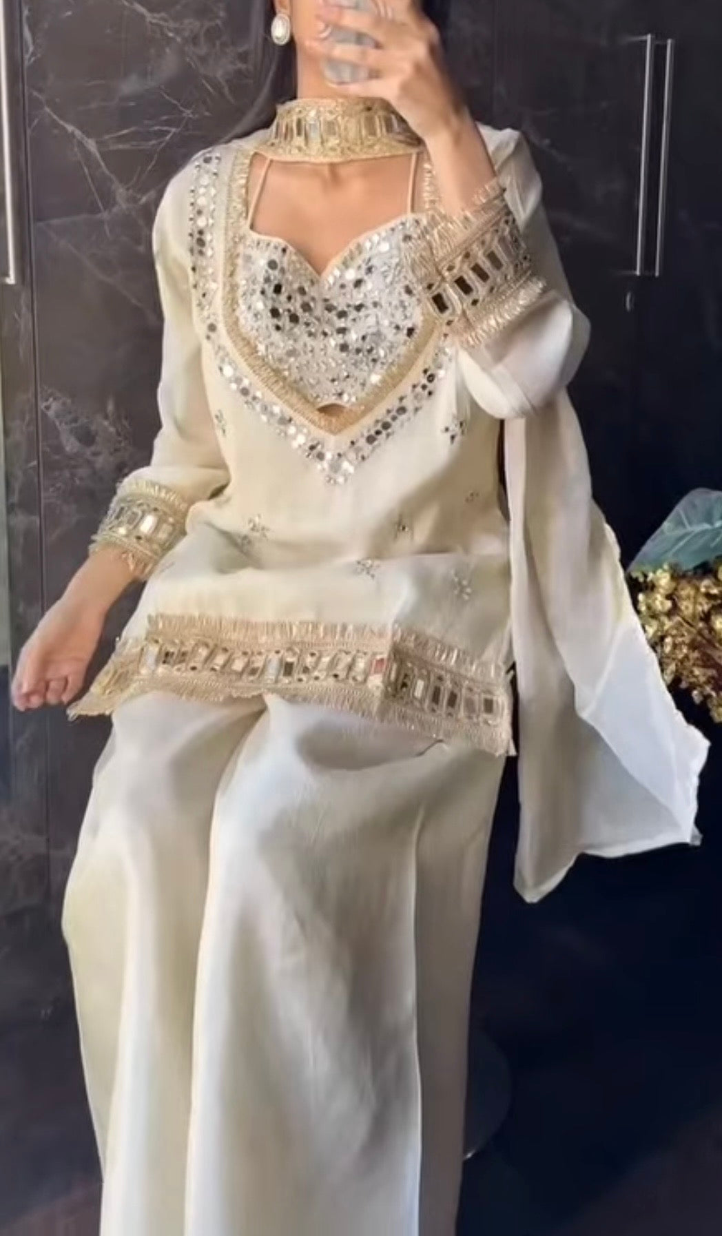 “Yuvika” Suit
