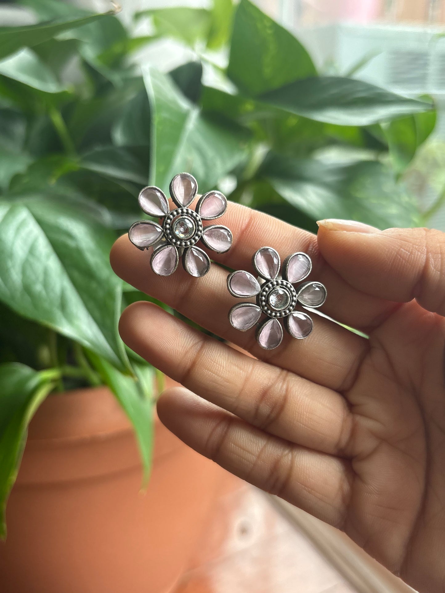 “Phool” Jhumka