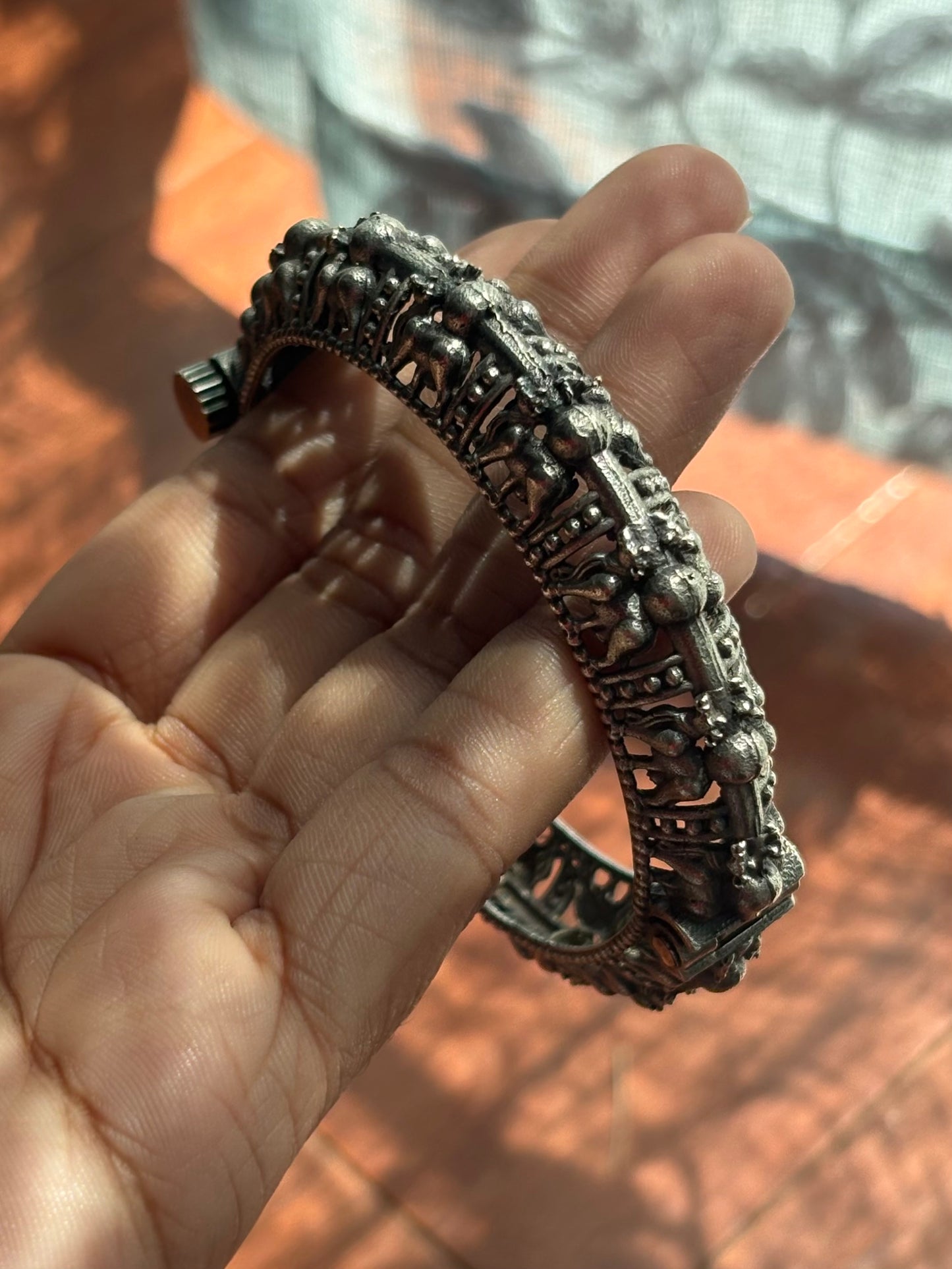 “Kriva” Bangles