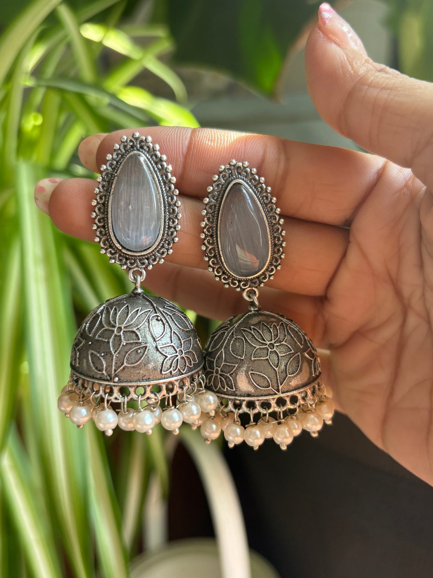 “Hana” Jhumka