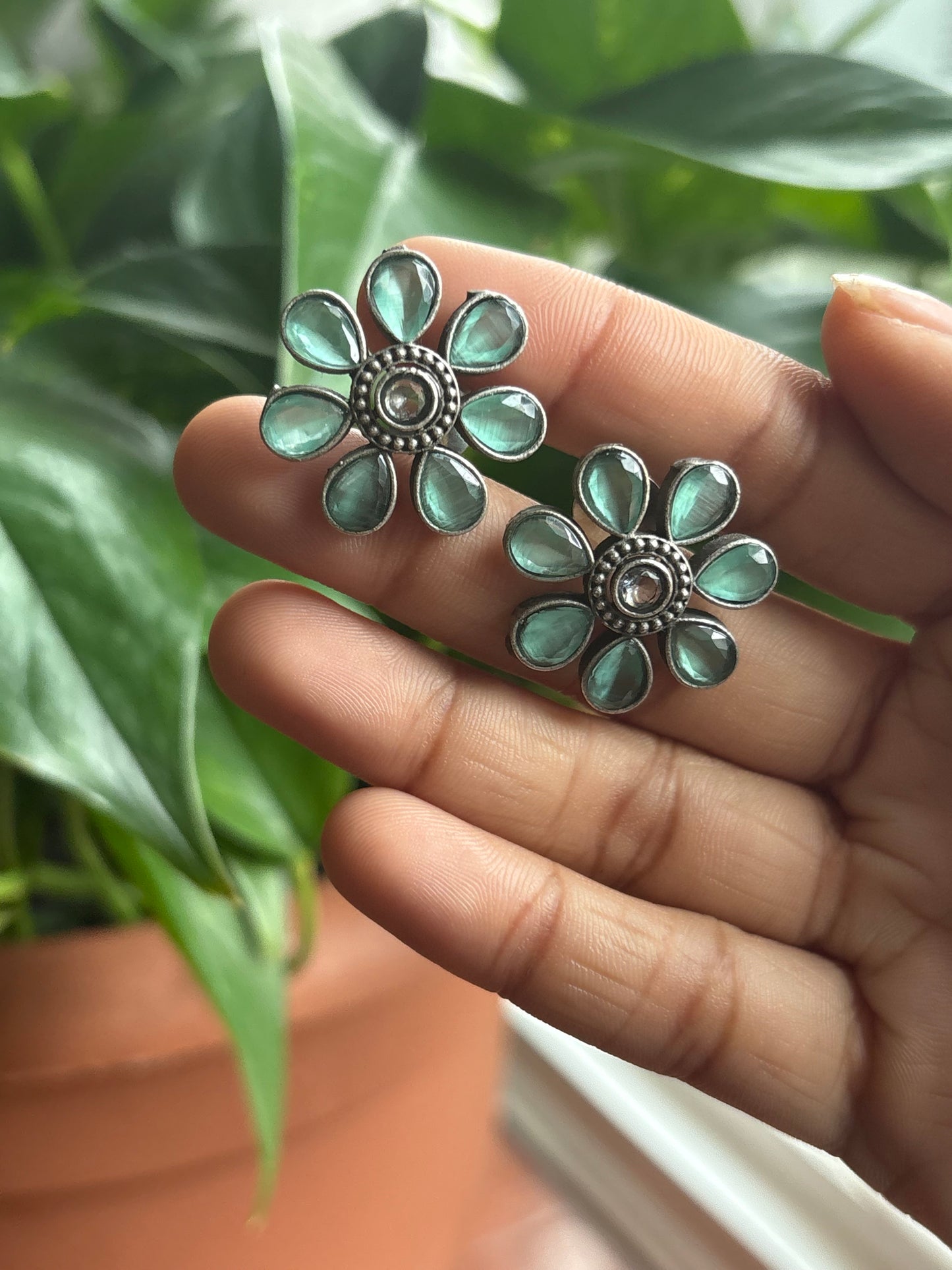 “Phool” Jhumka