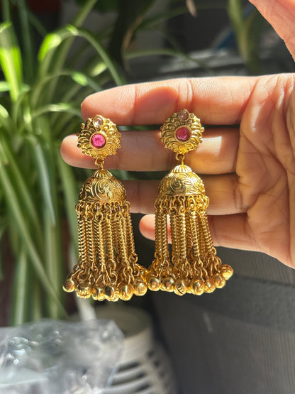 “Laagi” Jhumka