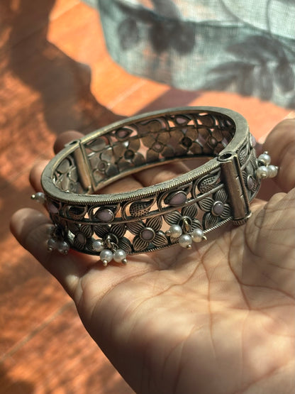 “Gaurvi” Bangles