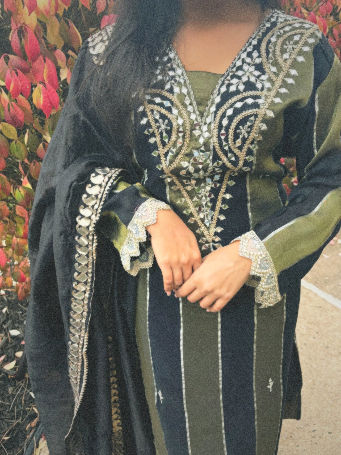 “Kavya” Suit
