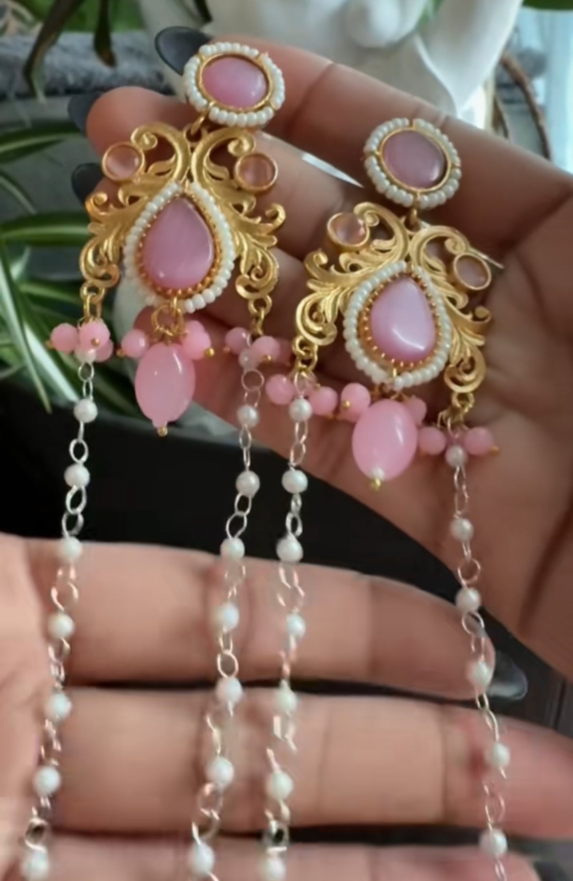 “Pyar” Jhumka