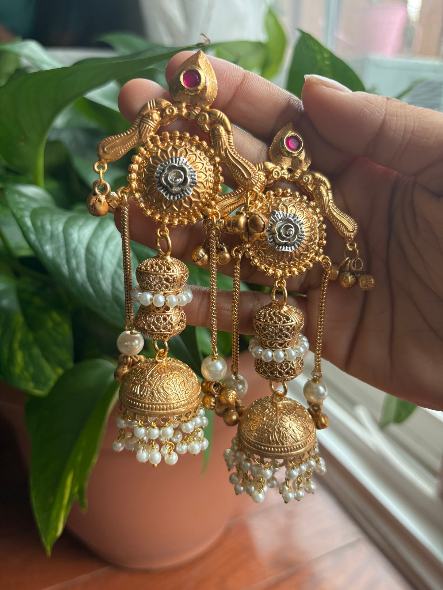 “Laxmi” Jhumka