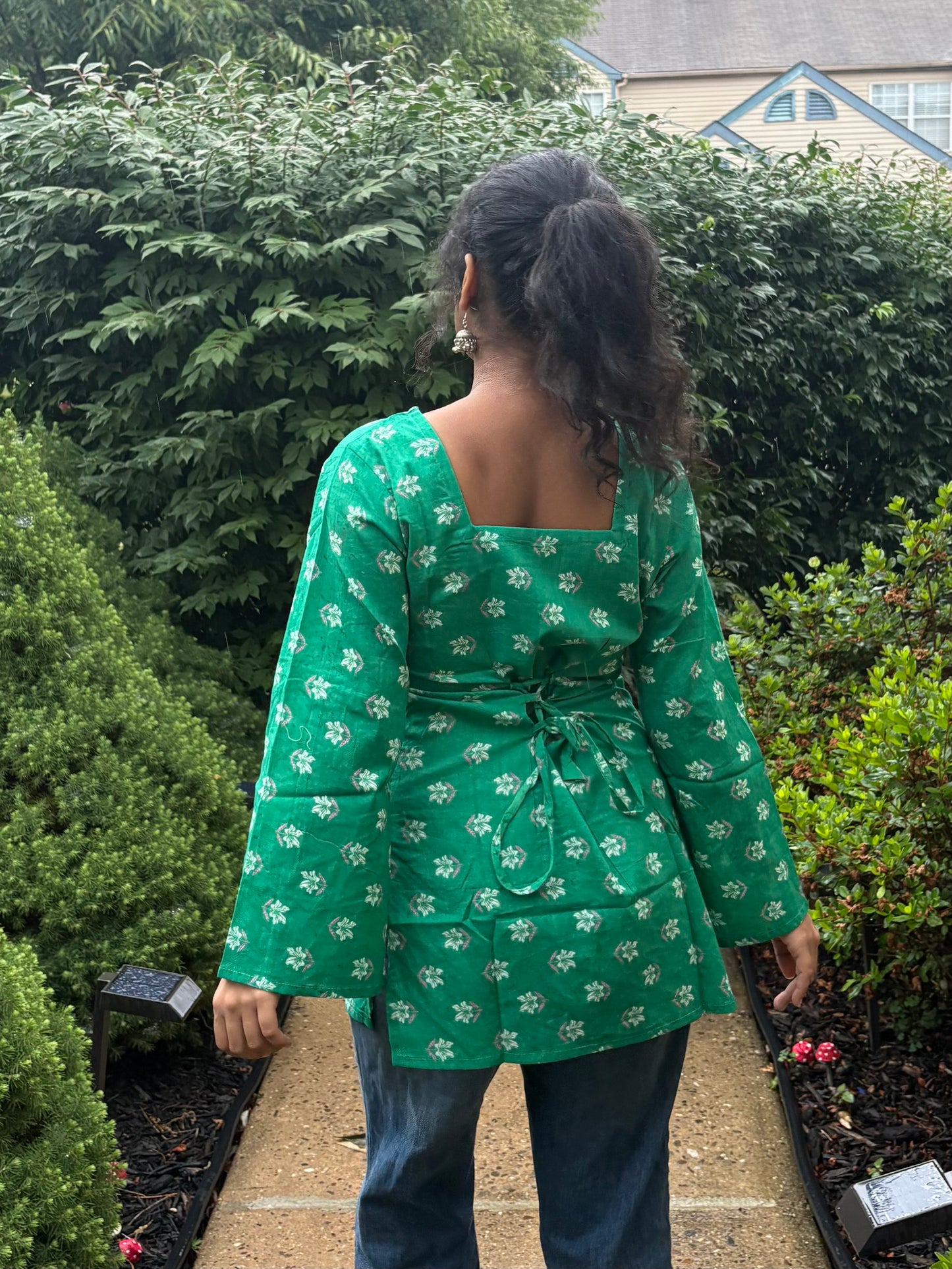 “Jugni” Kurti