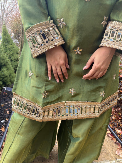 “Jhallah” 4 Piece Suit