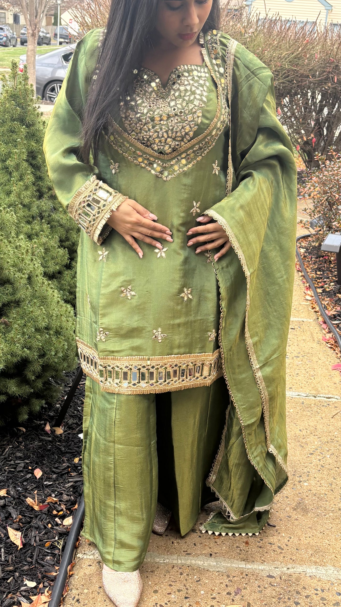 “Jhallah” 4 Piece Suit