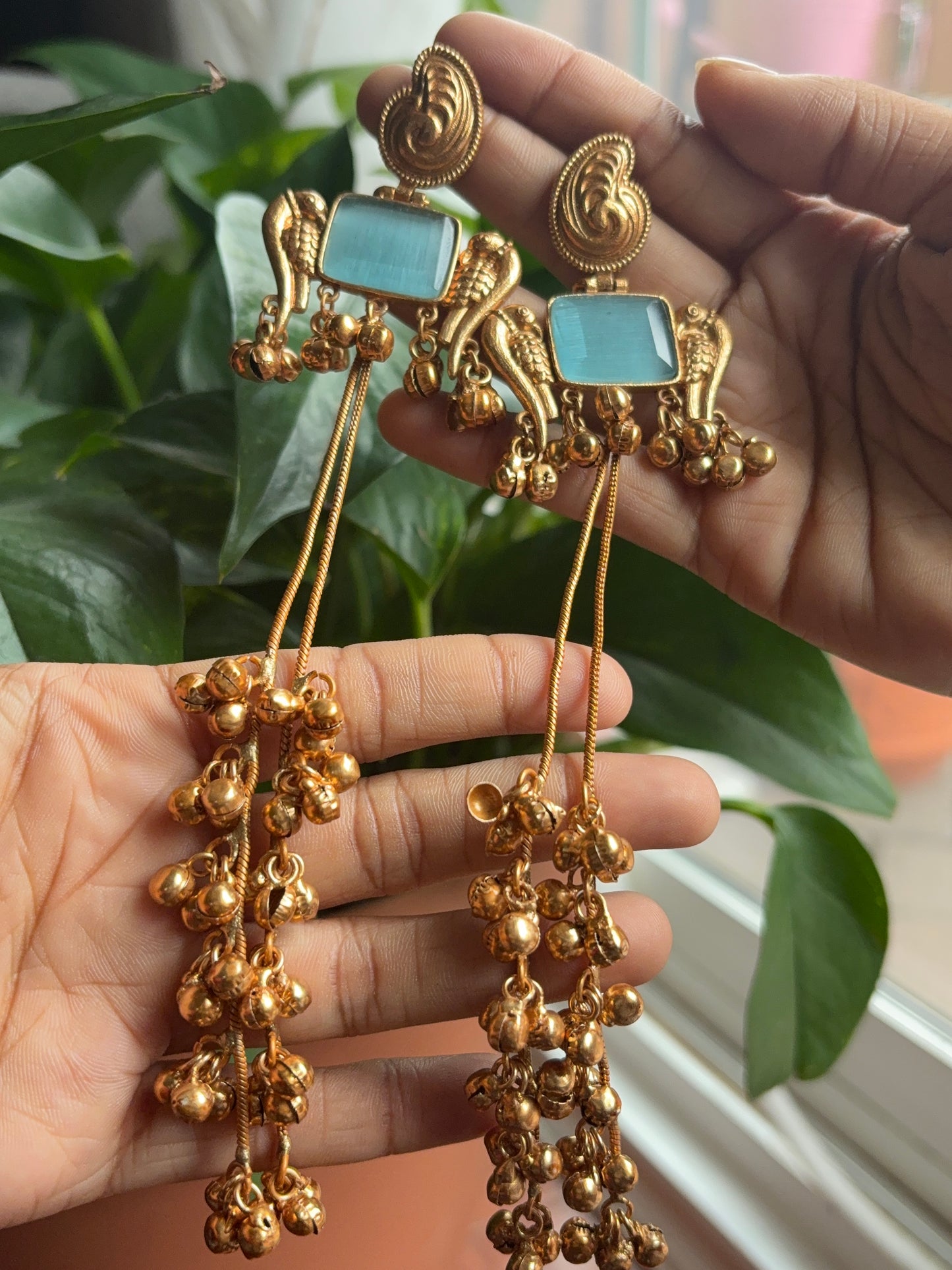 “Arohi” Jhumka