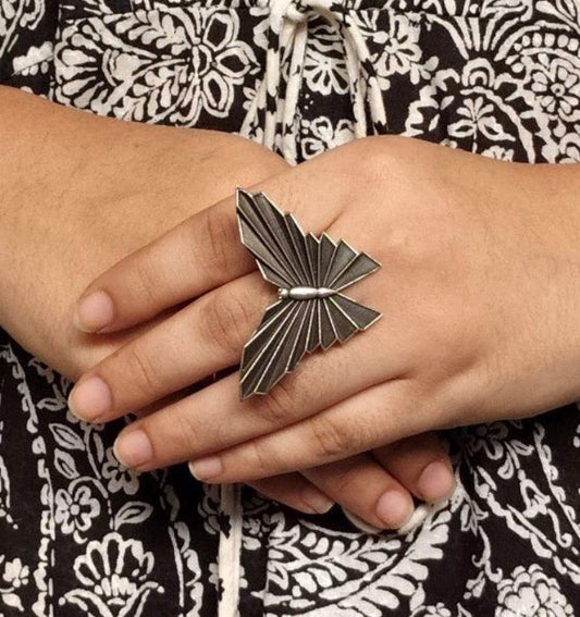 “Titli” Ring