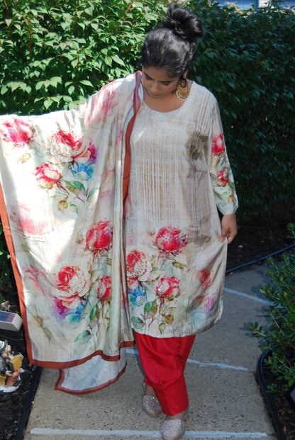 “Gul”  Farshi Salwar Suit