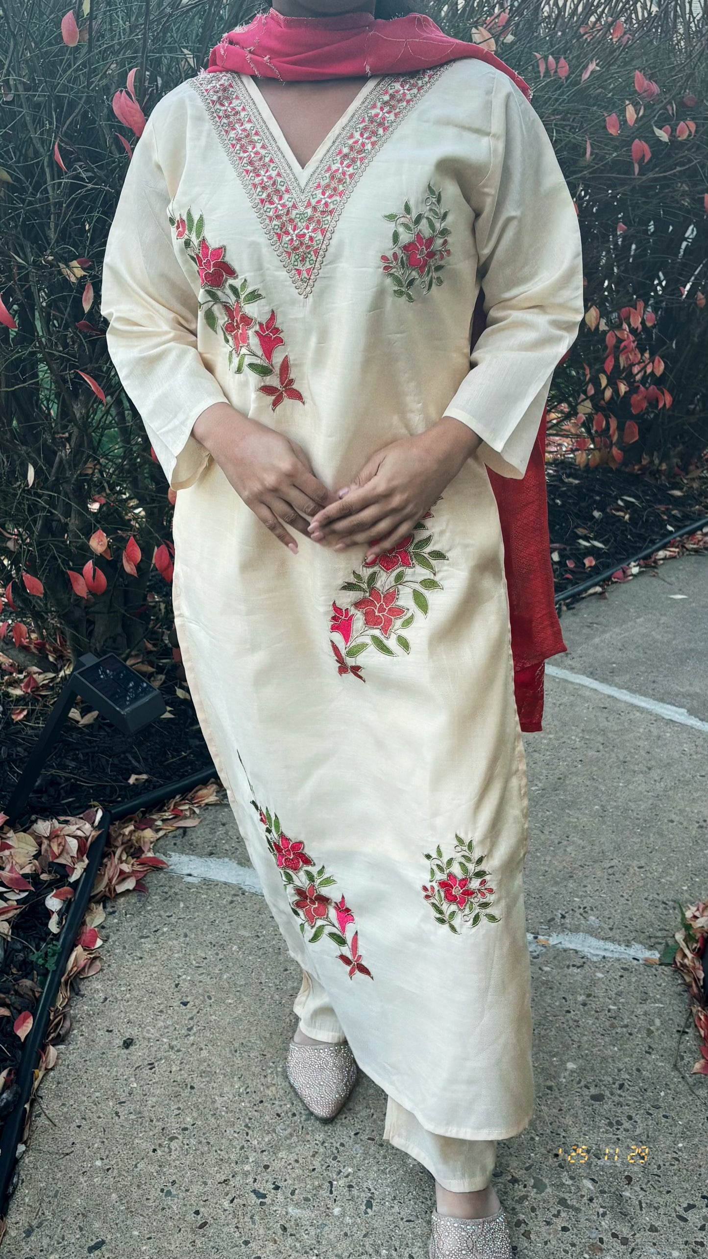 “Sukhi” Suit