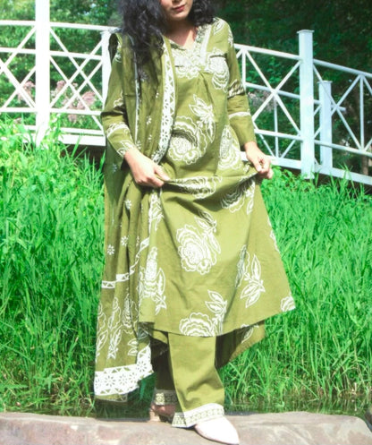 “Tulsi” Suit