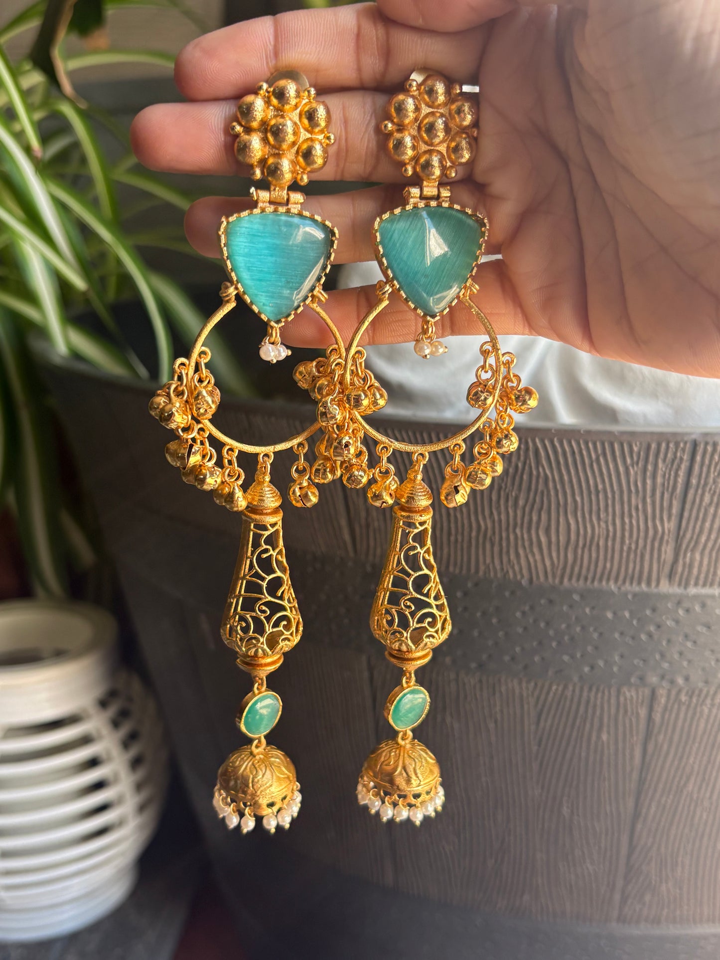 “Arz” Jhumka