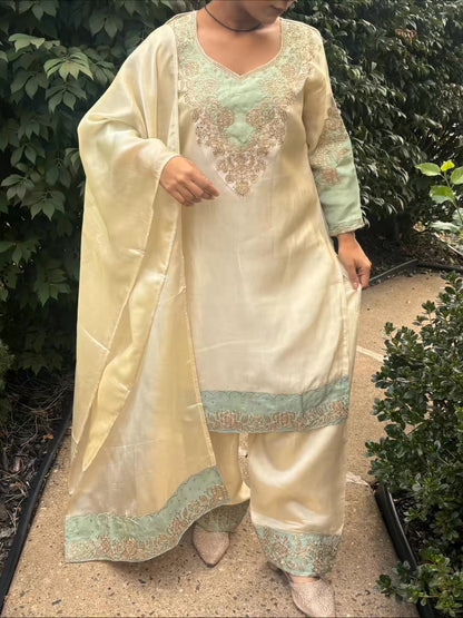 "Anokhi" Suit