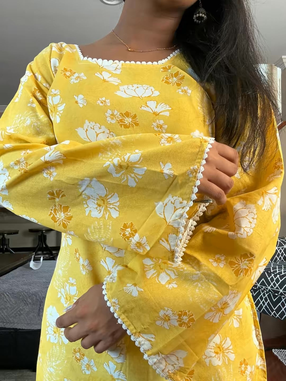 "Frooti" Kurti