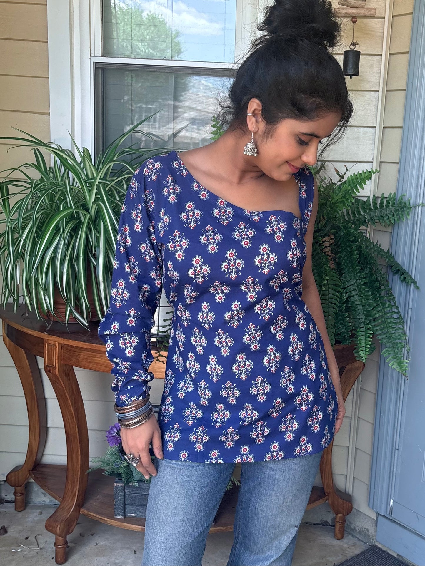 “Phooljadi” Kurti