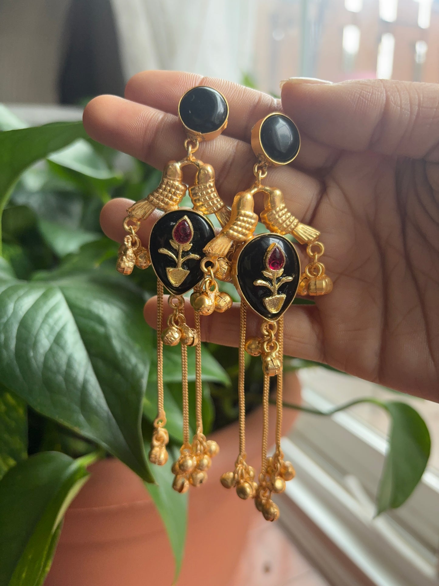 “Rani” Jhumka