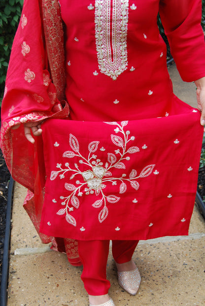 “Sindoor” Suit