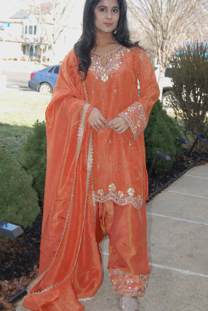 “Aam” Suit