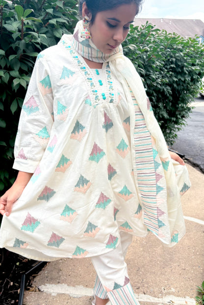 “Shweta” Suit