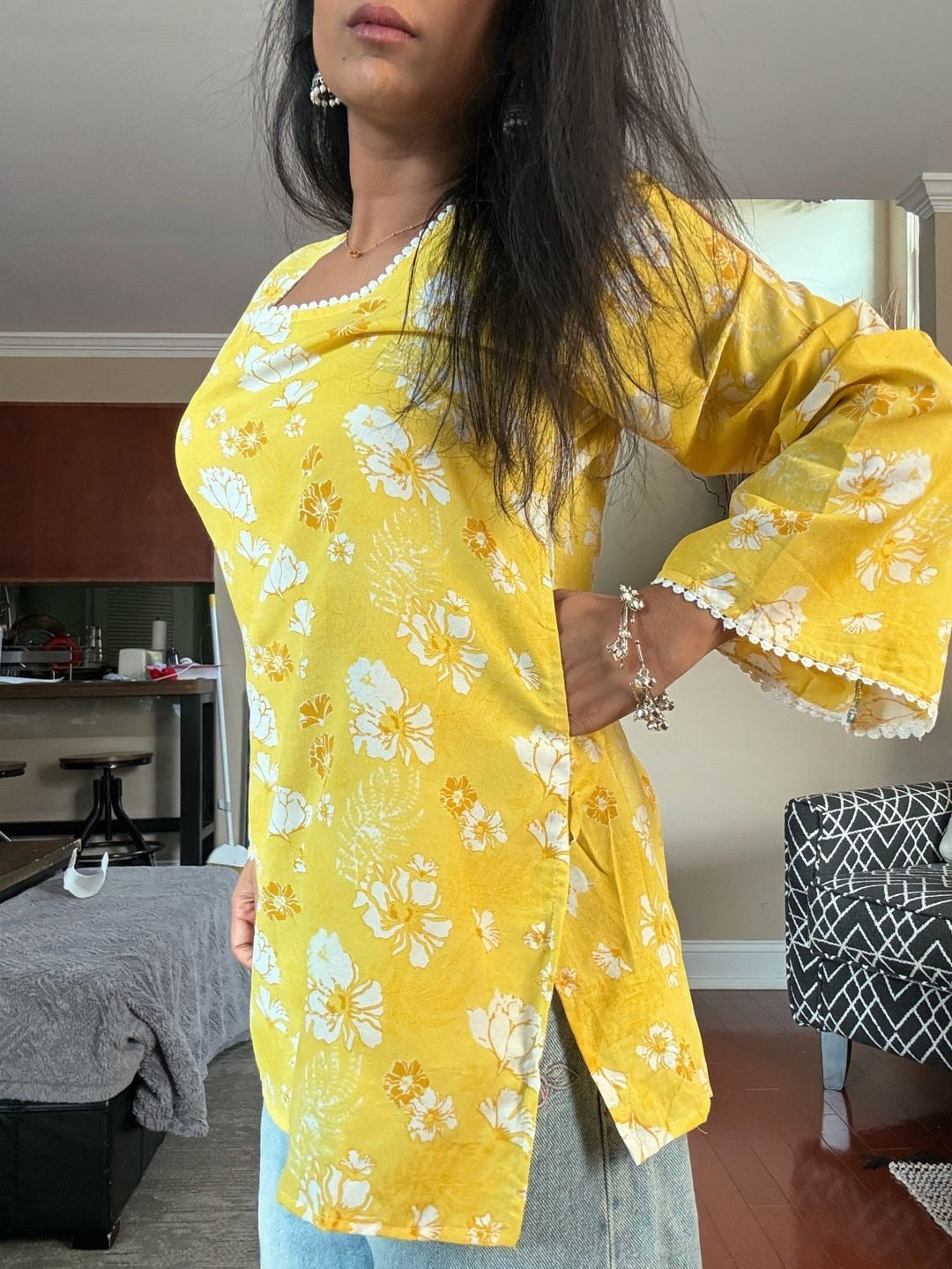 "Frooti" Kurti