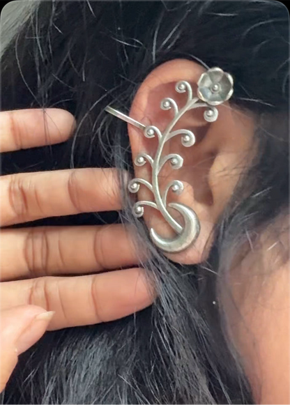 “Kriva” Ear Cuff